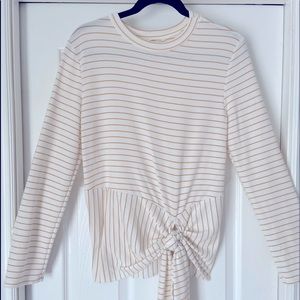 Women’s large cream with golden stripe top.